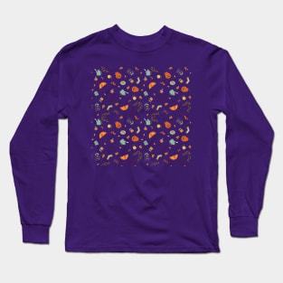 Pattern with different autumn elements Long Sleeve T-Shirt